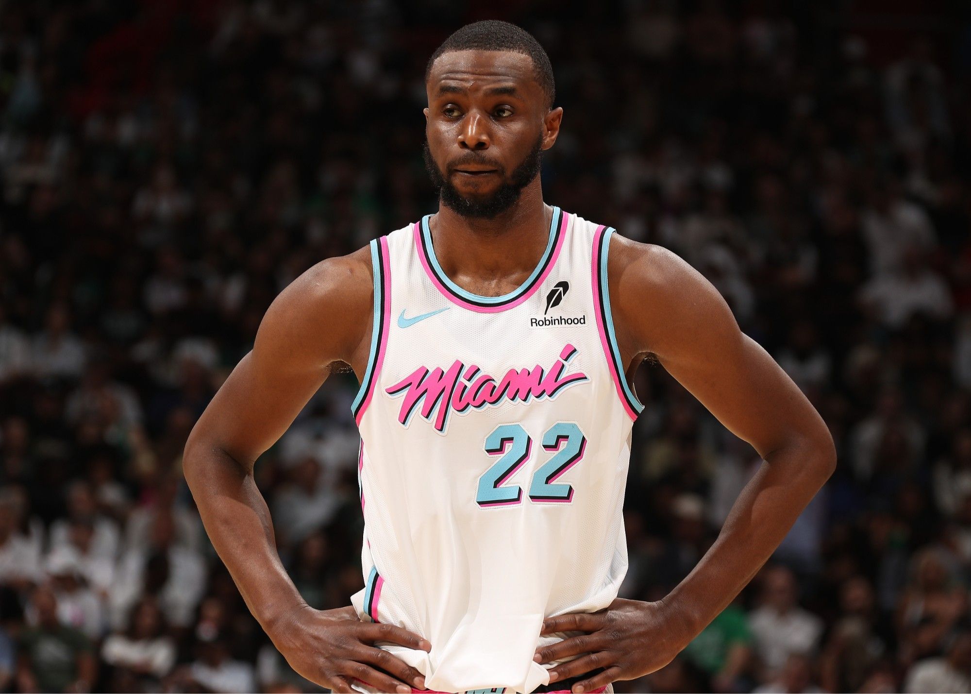 但在中路加 但在中路加