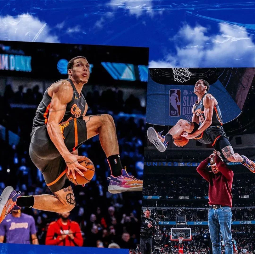 尼克斯扮演 尼克斯扮演